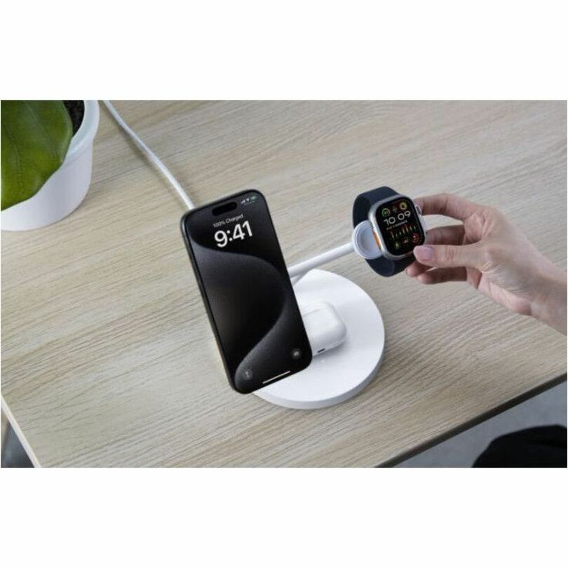 Belkin BOOSTCHARGE PRO 3IN1